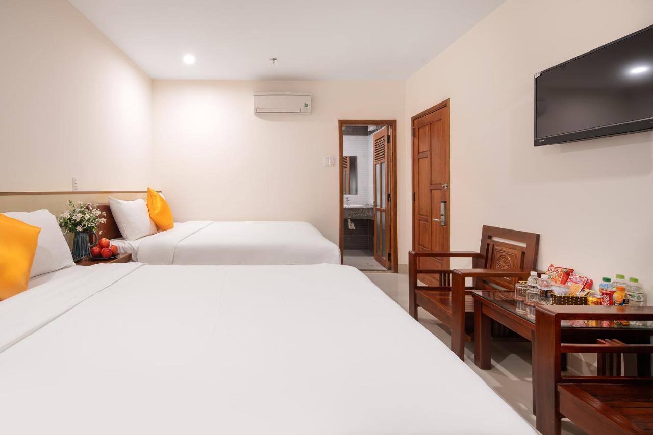 Lotus Rock 05 Hotel Da Nang Exterior photo