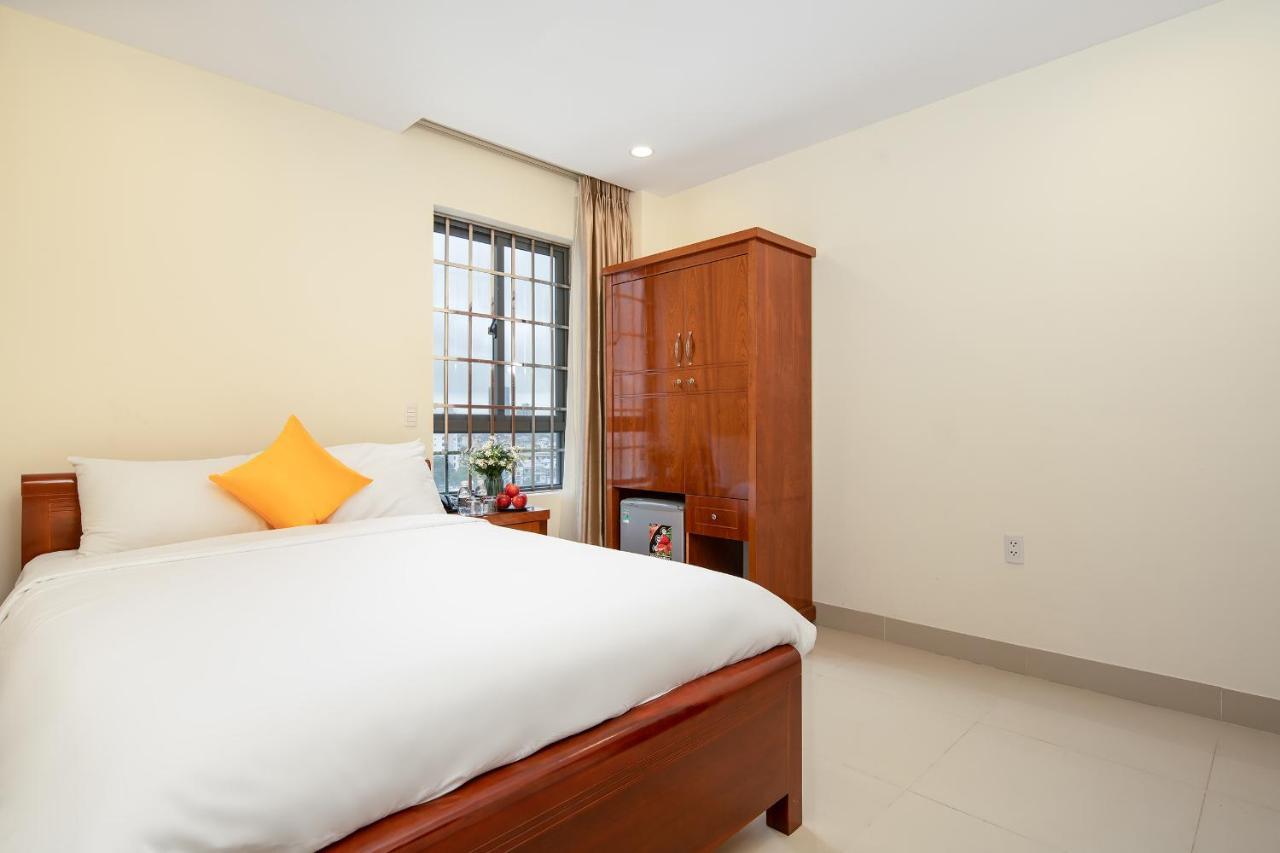 Lotus Rock 05 Hotel Da Nang Exterior photo